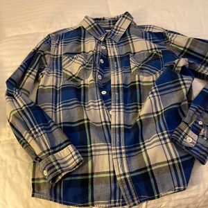 Boys Cherokee button up shirt size L. blue, white and green. Good condition